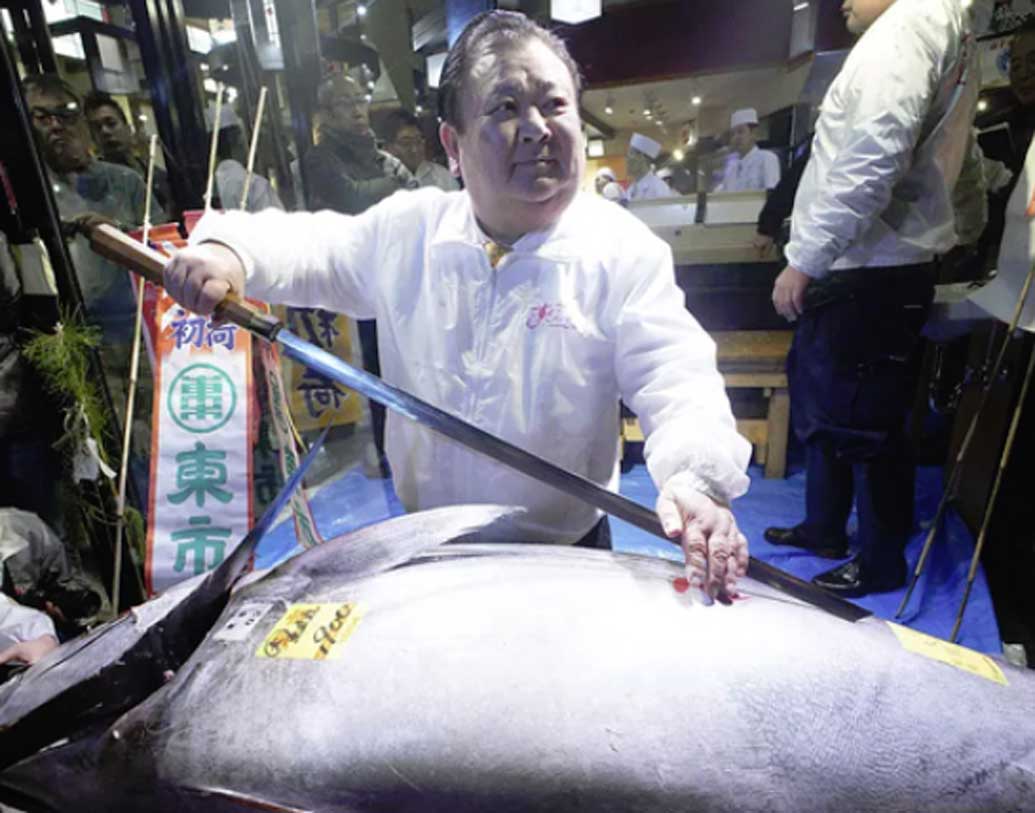 International News Japan Sushi Tycoon Pays Record 22 Crores For Rare