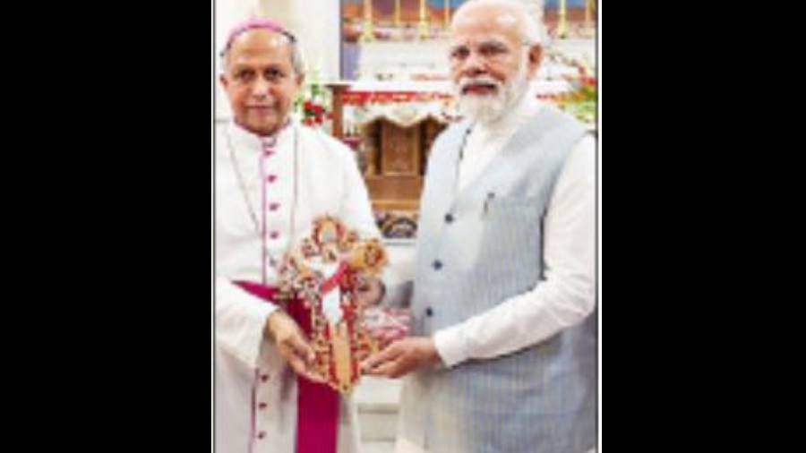 Easter Pm Narendra Modi Visits New Delhis Catholic Cathedral