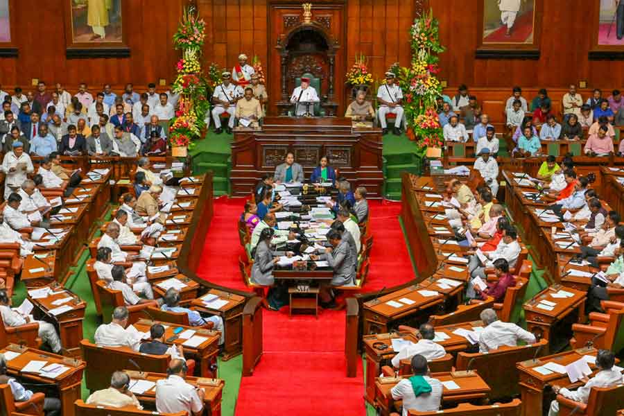 Karnataka Government Karnataka Assemby Adjourns Following BJP