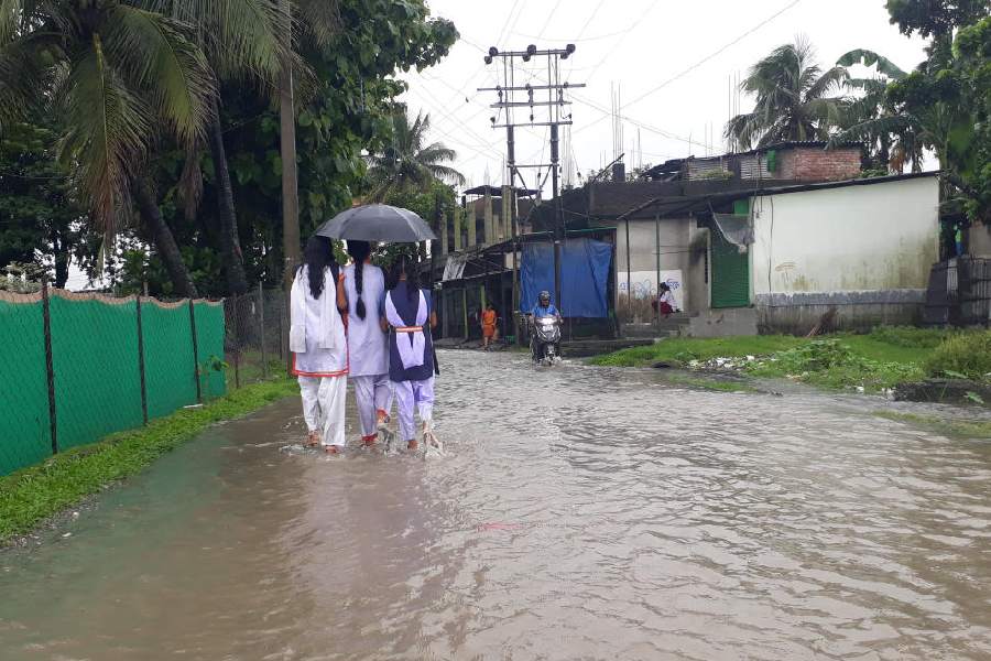 Heavy Rain Landslides Hit Nh Many Localities Submerged As Heavy