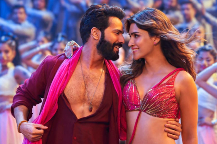 Bhediya Varun Dhawan And Kriti Sanon Starrer Bhediya To Premiere On