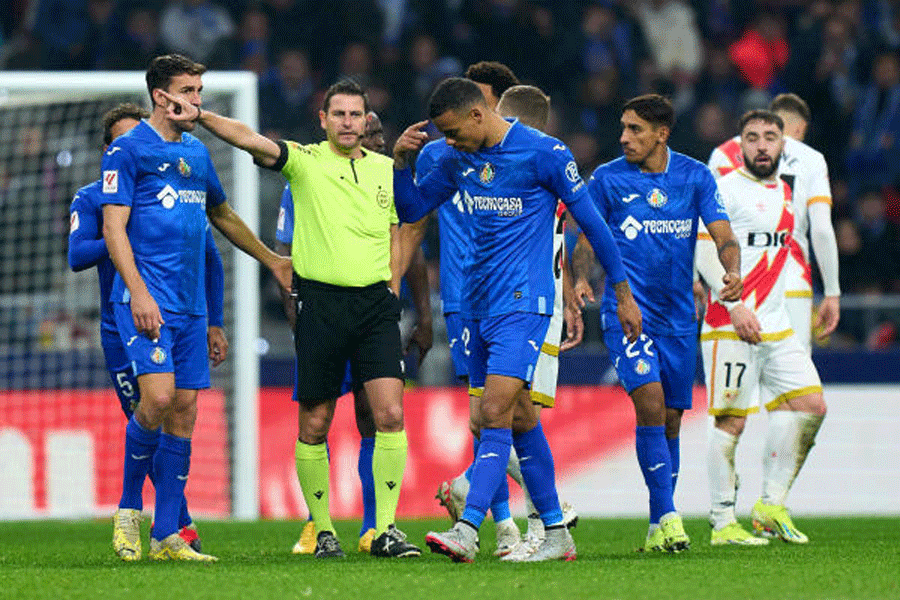 Getafe Cf La Liga Mason Greenwood Flirts With Trouble Once Again