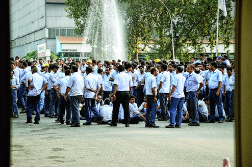 Pay Cuts Spur Strike At Tata Motors Telegraph India