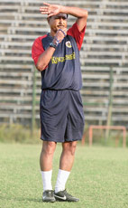 নেই ওপারা, শুরুতে অনিশ্চিত ওডাফাও