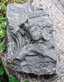 Lots of stone statue found in Manigram