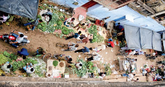 স্থায়ী বাজার কবে হবে, জানতে চায় ক্ষুব্ধ সিউড়ি