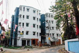 চাপান-উতোরে আটকে হস্তান্তর