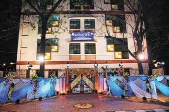 উৎসবের নতুন পুর-বাড়ি