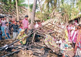 আগুনে ভস্মীভূত ঘর, পুড়ে মৃত্যু শিশুর