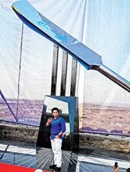 ছেলের সঙ্গে ক্রিকেট খেলে অবসর কাটছে সচিনের