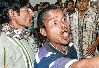 পাঁশকুড়ায় সরকারি অনুষ্ঠানে প্রকাশ্যে তৃণমূলের কোন্দল