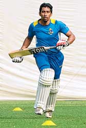 ঋদ্ধিকে পাঁচে রেখেই মরণ-বাঁচন লড়াইয়ে লক্ষ্মীরা নামছেন আজ