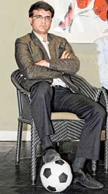 কলকাতায় খেলা থাকলে শাহরুখকে টিকিট পাঠাব