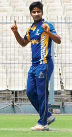 গনি-র ঘূর্ণিতে বাংলার অসম-বধ