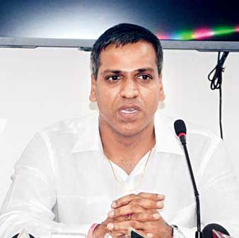 নিরাপত্তা দিন, দাবি সরকারি কর্মীদের