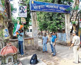 নির্বাচনী বিধি ভাঙার অভিযোগ ডান-বামের বিরুদ্ধে