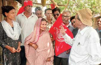 আবেগ-অভিযোগ সঙ্গী করেই প্রচার নুরুলের