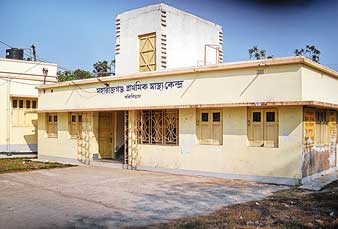 চিকিত্‌সক অমিল ক্ষোভ এলাকাবাসীর