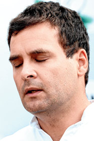 রাহুলের নেতৃত্বের যোগ্যতাই আজ প্রশ্নের মুখে