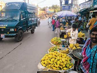 বাস দাঁড়ানোর জন্য চাই স্থায়ী টার্মিনাস, দাবি কাকদ্বীপের