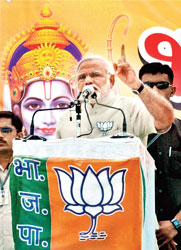 আবার রাম নাম তাঁর মুখে, উত্তপ্ত রাজনীতি