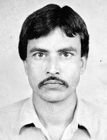 গ্রামের সকলকে নিয়ে চলাই কাল হল, আক্ষেপ স্ত্রী জাহানারা বেগমের