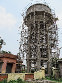 অসম্পূর্ণ জলাধার, সঙ্কটে বাসিন্দারা