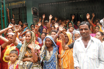 বেলা ১১টায়ও খোলেনি বহির্বিভাগ ।