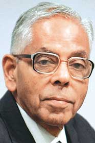 cbi interrogates narayanan in helicopter case