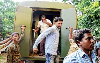 স্বর্ণ ব্যবসায়ী  খুনে ধৃত শহরেরই দুই যুবক