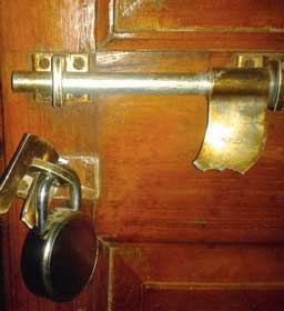 দমদমে ফাঁকা বাড়িতে চুরি, ধৃত ১