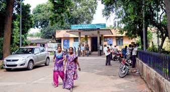 দোকানই নেই, ওষুধ মিলবে কোথায়