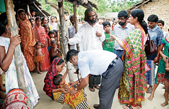 চিকিৎসায় মানুষের অভিজ্ঞতাও মর্যাদা পাক