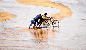 কয়লায় রাশ পড়তেই ভাটার টান বাজারে