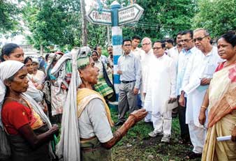 বাম জমানায় কী পেয়েছি, ক্ষোভের মুখে বিধায়কেরা