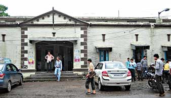 মোটর ভেহিক্যালস বিভাগে দুর্নীতির নালিশ