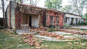 শহর ঘিরে পর্যটনের ভাবনা সেই তিমিরে