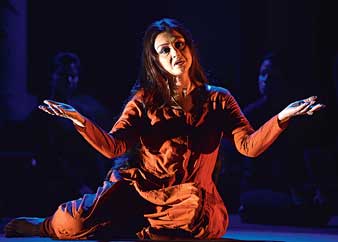 মহাভারতের গণ্ডি পেরিয়ে