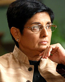 বেদীকে পথ দেখাচ্ছেন প্রধানমন্ত্রীই