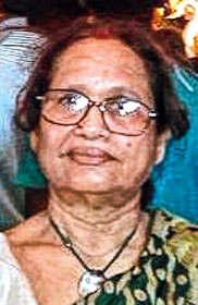 ভরদুপুরে বাড়িতে বৃদ্ধা খুন, ধন্দে পুলিশ