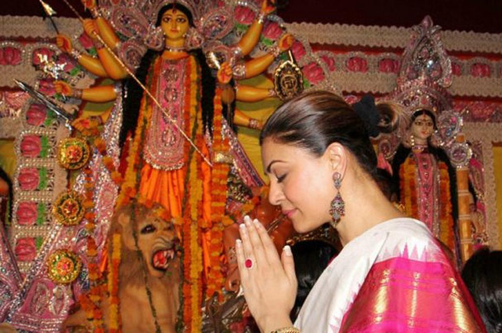 যশো দেহি: সুস্মিতা সেন।