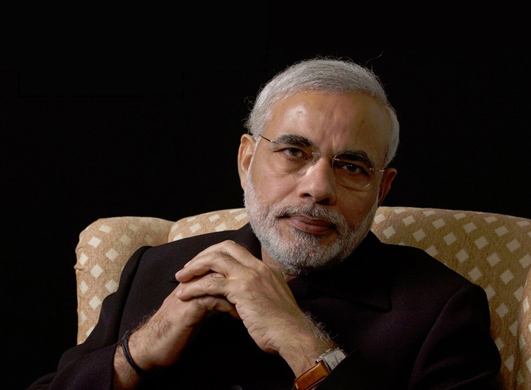 অসহিষ্ণুতার আঁচ বাড়ছে, ক্ষুব্ধ মোদী