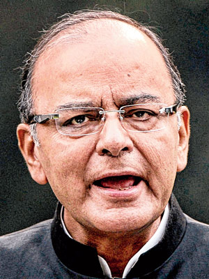 সংবাদ নিয়ন্ত্রণে হুঁশিয়ারি জেটলির