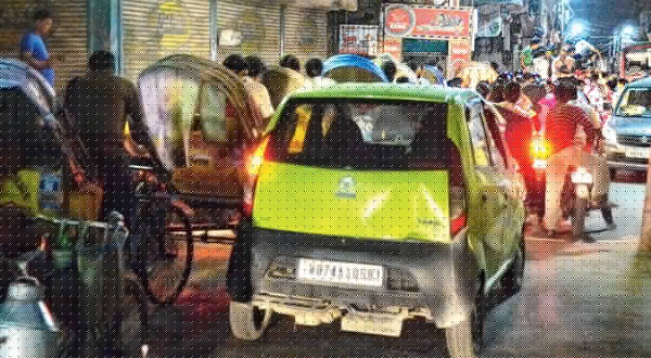 পরিকল্পনায় ‘গলদ’, যানজটে অবরুদ্ধ শহর