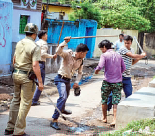 Vandalism at Jamuria during municipal election