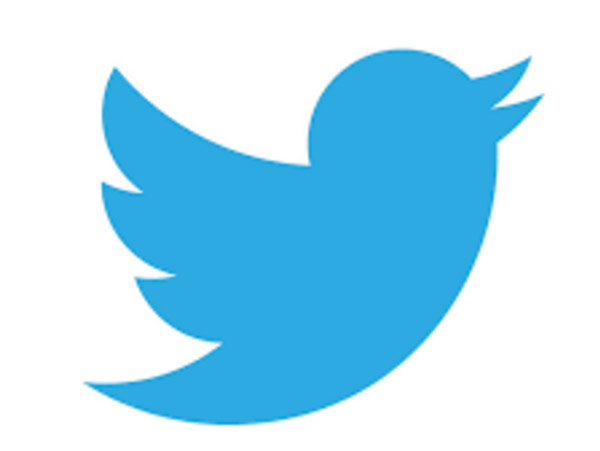 Muslim woman donates $1 to UNICEF for every nasty tweet she receives dgtl