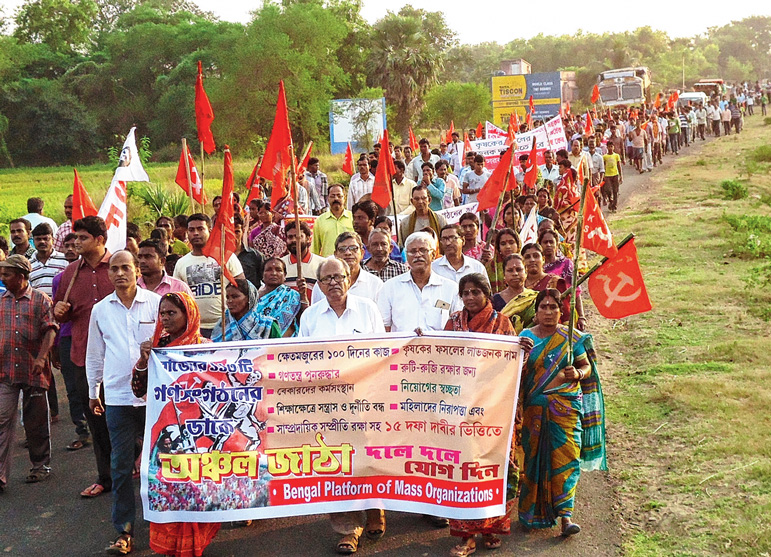 ফসলে ক্ষতি, সেচের জল নিয়ে ক্ষোভই অস্ত্র বামের