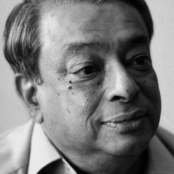 ২৬ নভেম্বর, ১৯২১