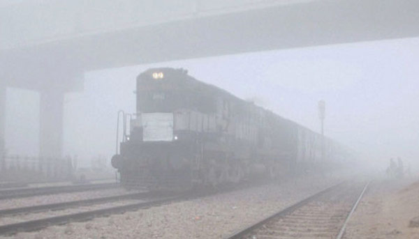 300 trains cancelled due to fog in north india dgtl