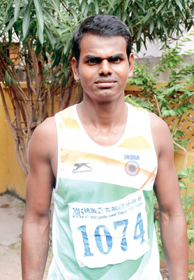 ভরপেট খাবার জোটে না,  তবু দৌড়চ্ছে শ্রীকৃষ্ণের স্বপ্ন